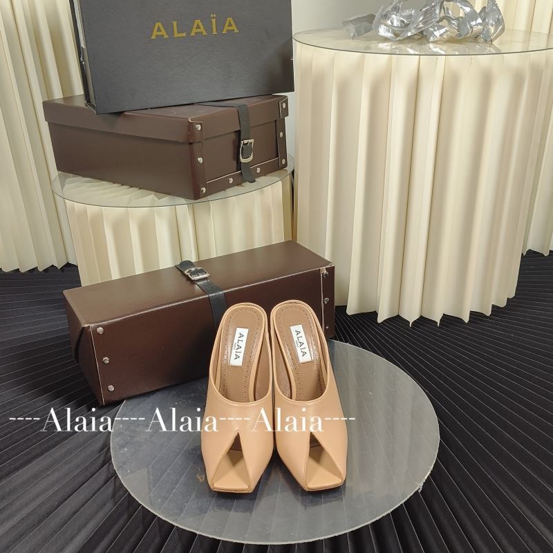 Alaia Sandals